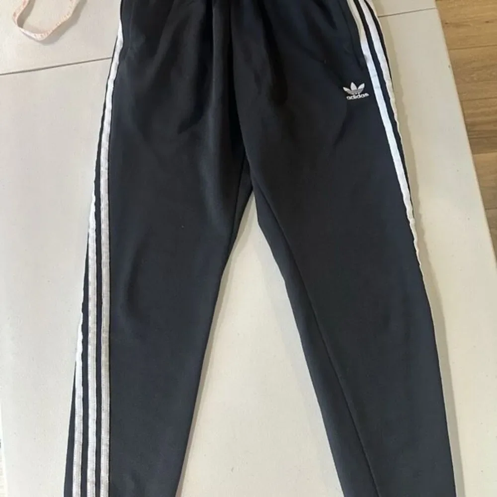 Adidas Men's Black White Striped Embroidered Logo Tapered Track Pants Medium